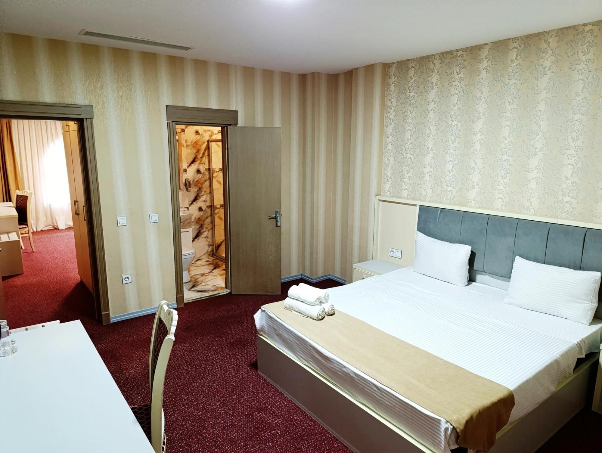 באקו Alis Hotel מראה חיצוני תמונה